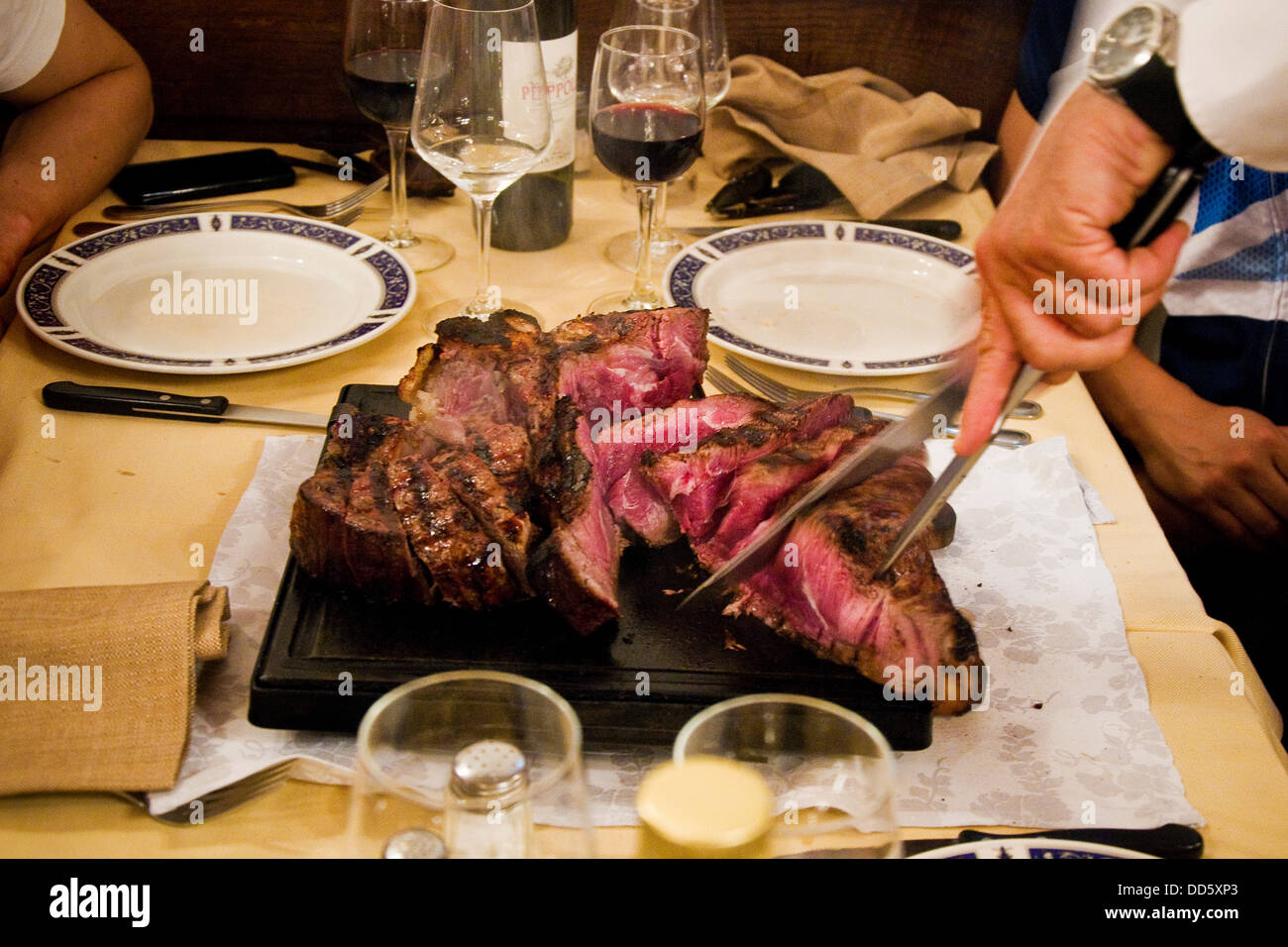 Italy, Tuscany, Florence, Trattoria Antico Fattore, Florentine steak