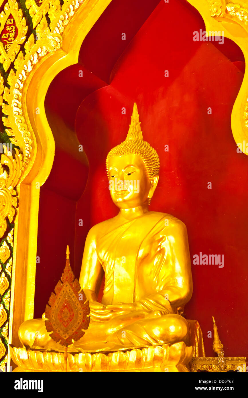 Buddha statue in thailand Stock Photo - Alamy