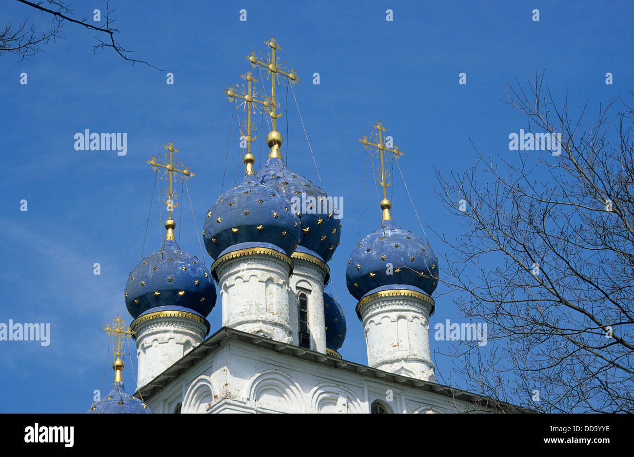 Russia, Moscow, Kolomenskoye Village, Russian Orthodox Christian Church of The Kazan Icon of our Lady of Kazan with Onion Domes. Stock Photo