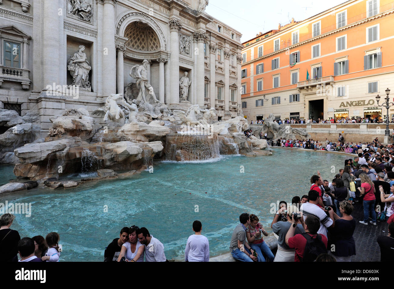 Italy, Rome, Trevi Fountain, Tourist at Trevi Fountain Stock Photo - Alamy