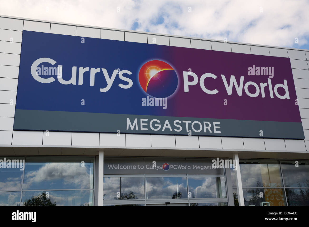Currys PC World Megastore Shop Front Stock Photo
