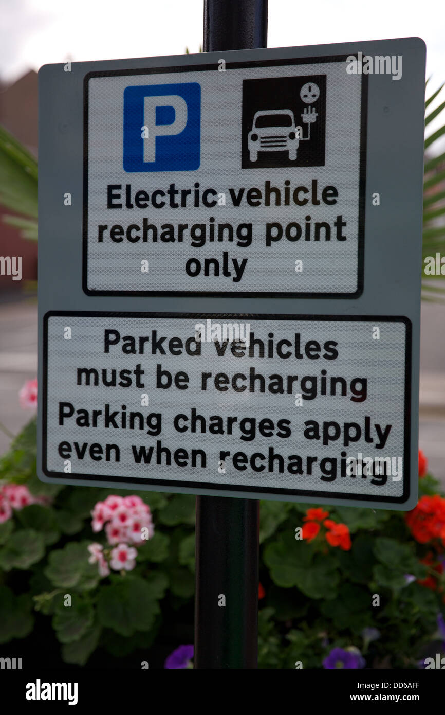 Electric Vehicle Recharging Sign Stock Photo
