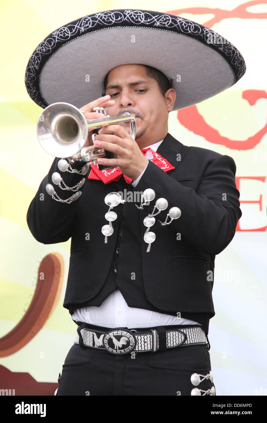 Mariachi El Mexicano Hi res Stock Photography And Images Alamy mariachi-el-mexicano-hi-res-stock-photography-and-images-alamy