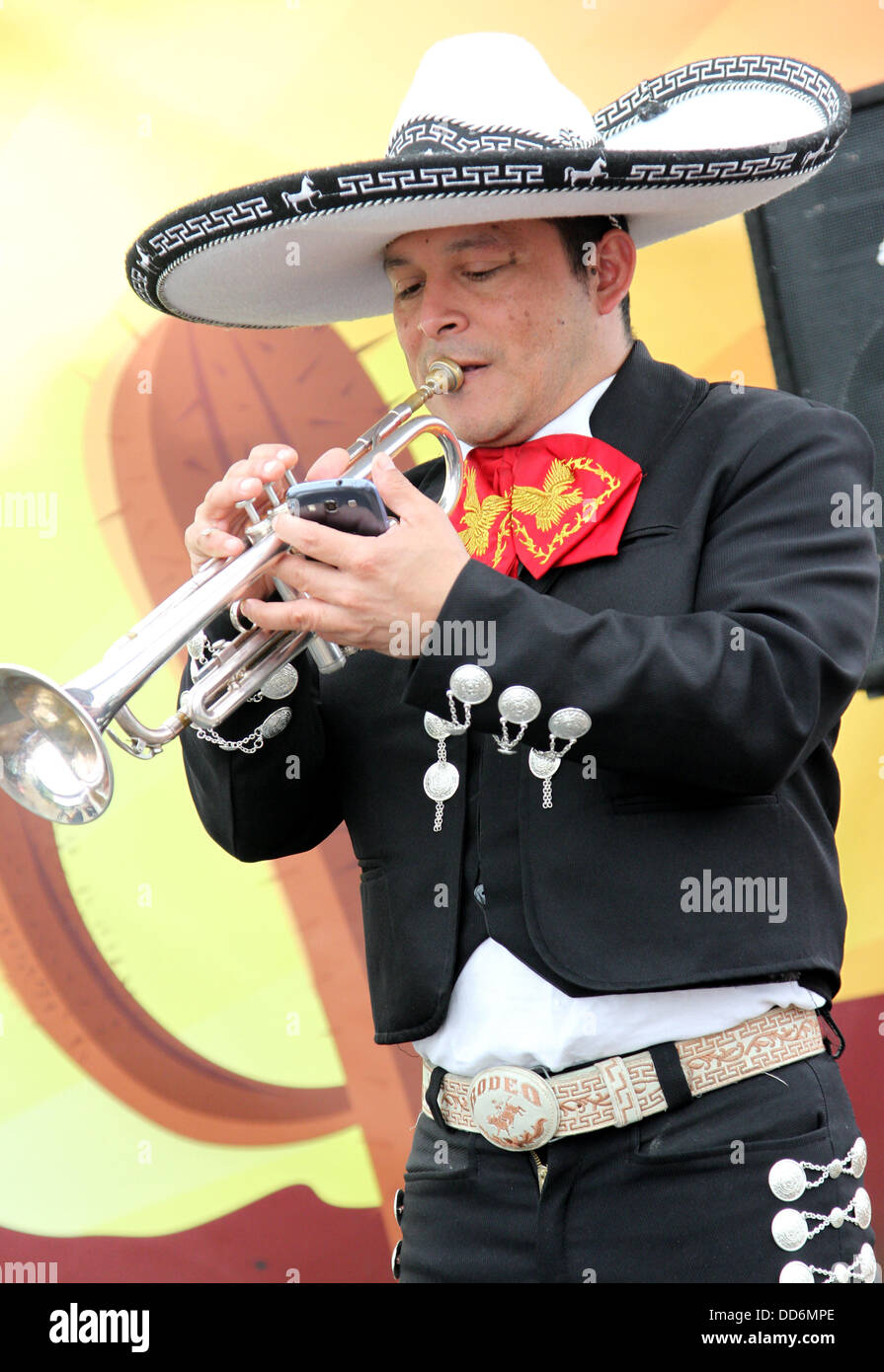 Mariachi El Mexicano Hi res Stock Photography And Images Alamy mariachi-el-mexicano-hi-res-stock-photography-and-images-alamy