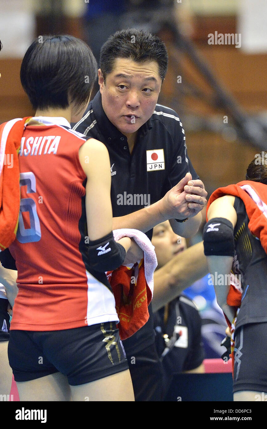 R-L) Masayoshi Manabe, Haruka Miyashita (JPN), AUGUST 18, 2013 - Volleyball  : 2013 FIVB World Grand Prix, Preliminary Round Week 3 Pool M match Japan  3-2 Czech Republic at Sendai Gymnasium in