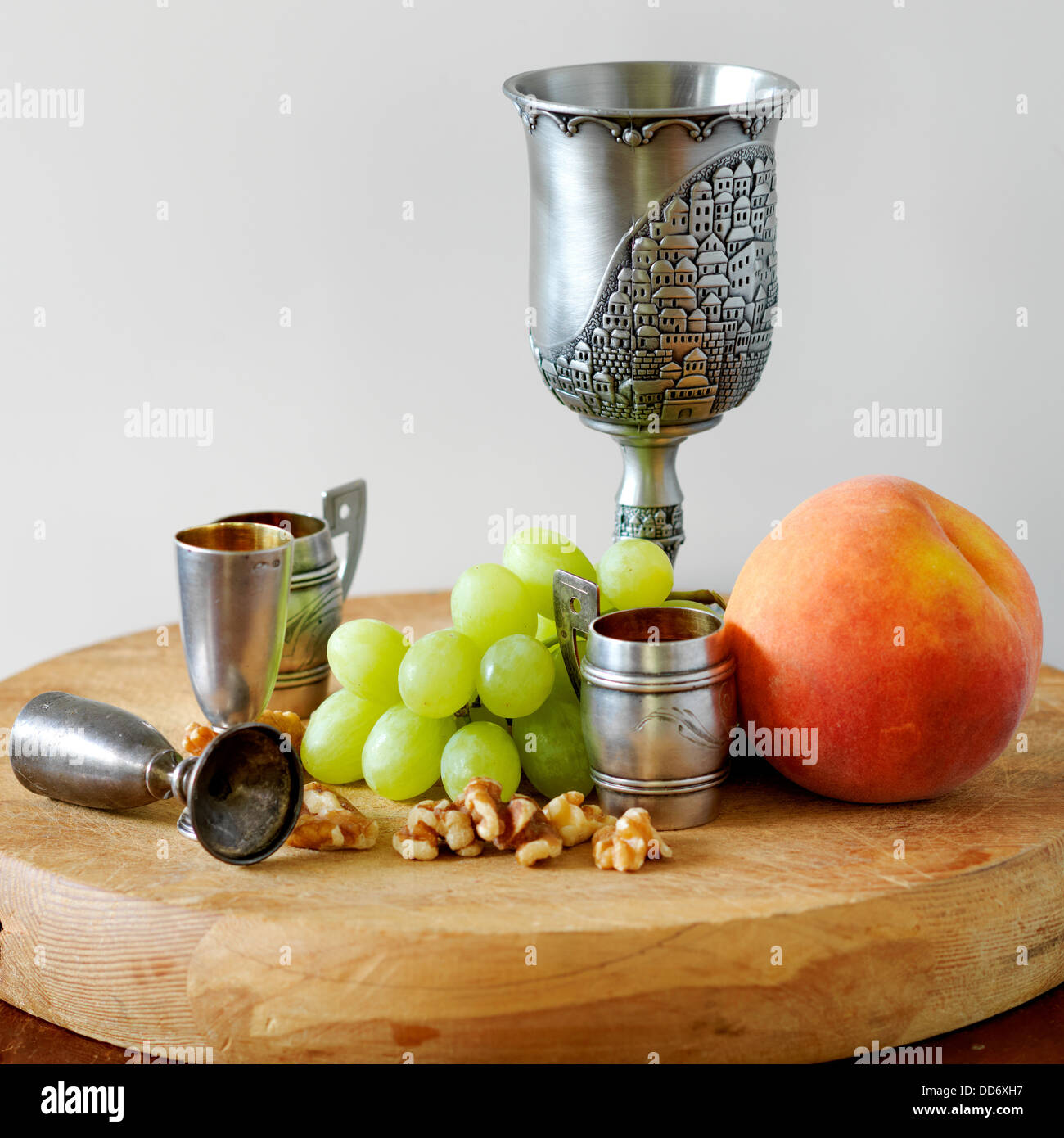 Wine chalice hires stock photography and images Alamy
