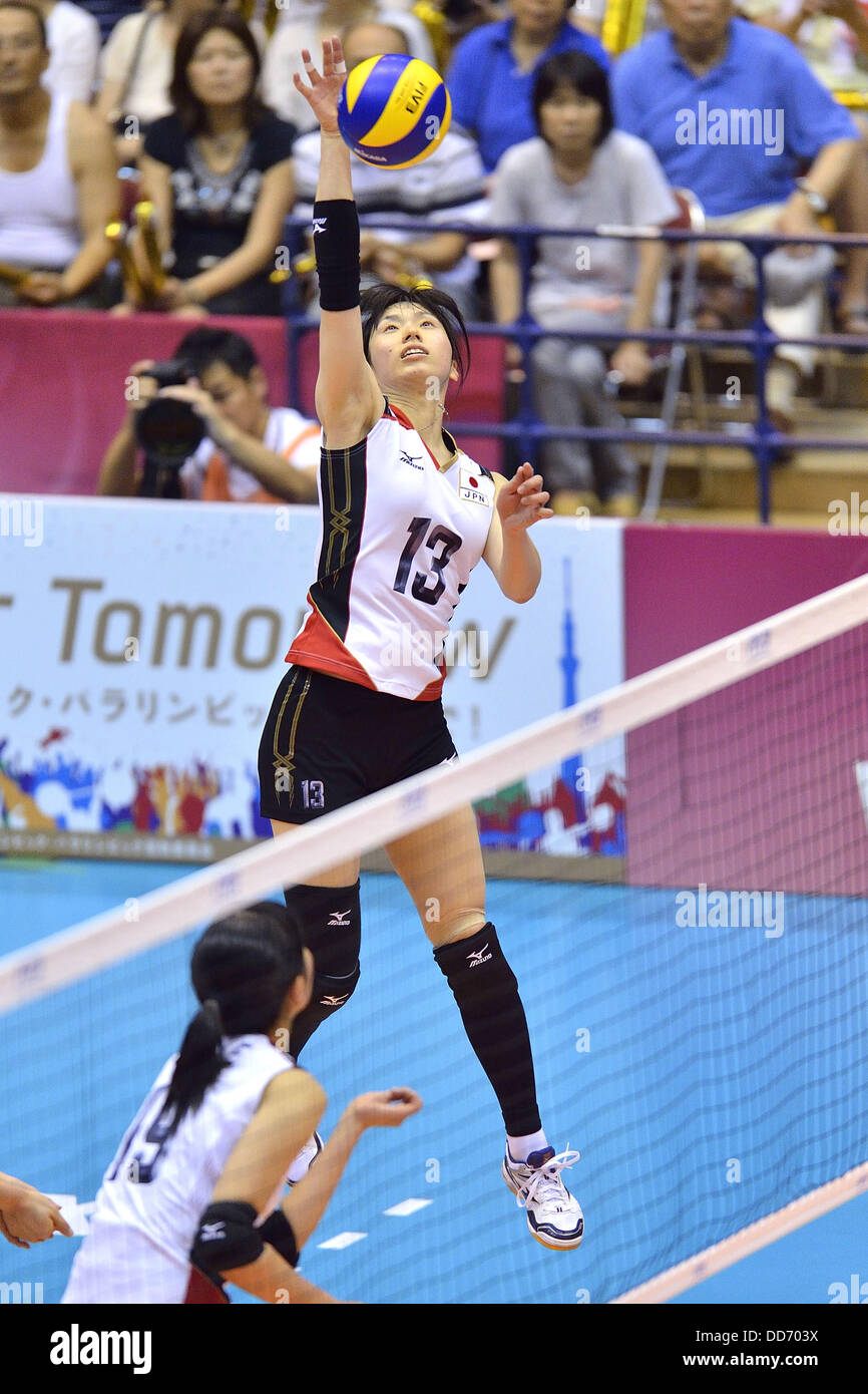 Risa Shinnabe (JPN), AUGUST 17, 2013 - Volleyball : 2013 FIVB World Grand Prix, Preliminary Round Week 3 Pool M match Japan 1-3 United States at Sendai Gymnasium in Sendai, Miyagi, Japan. (Photo by Ryu Makino/AFLO) Stock Photo