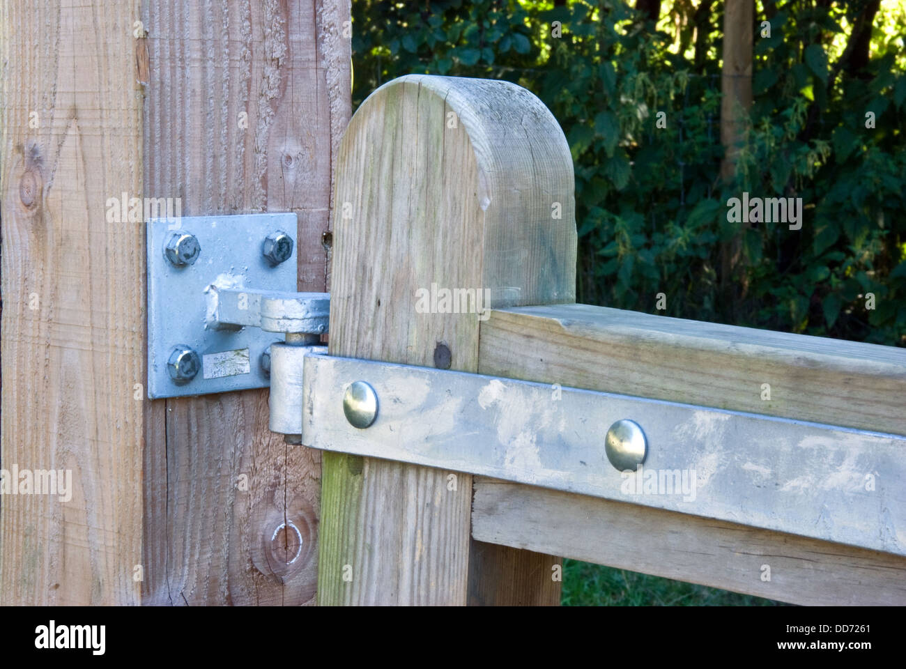 Close View Of Metal Gate Hinge Stock Photo 59777033 Alamy