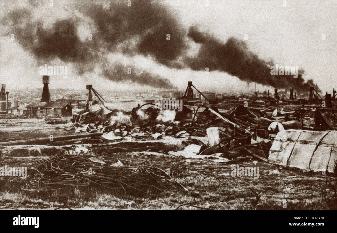 World War 1. Russian destruction of the oil fields at Boguslav in East Galicia. Ca. 1914-15. Stock Photo