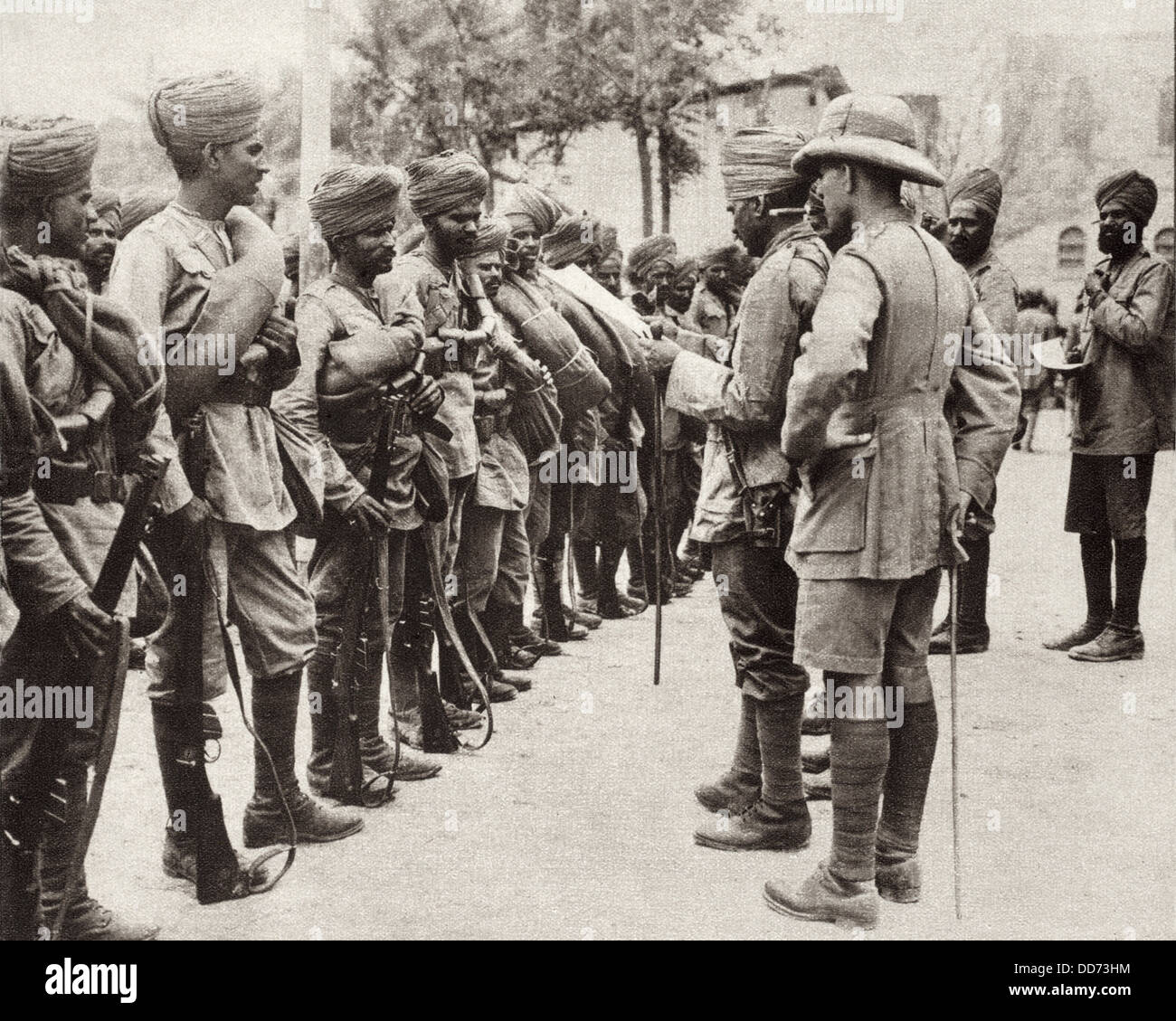 Indian troops replacing 10,000 British troops captured by the Turks in Iraq. 1916. The British forces were surrounded by the Stock Photo