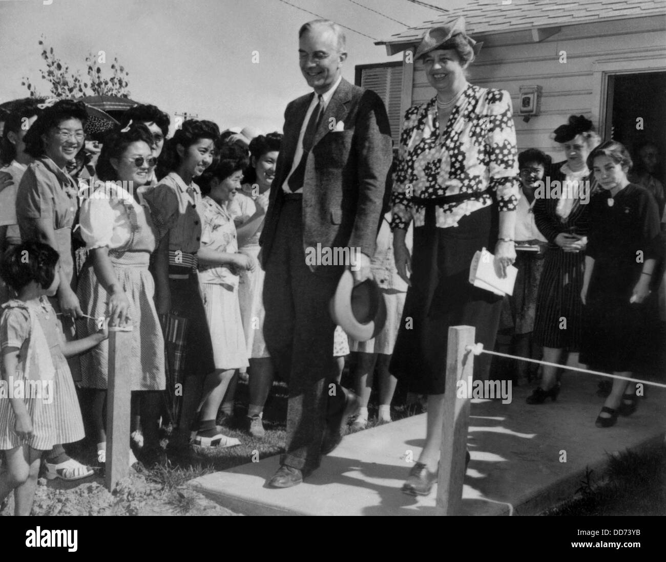 Eleanor Roosevelt visiting Gila River, Arizona, Japanese, American Internment Center. April 23, 1943. She spent six hours there Stock Photo