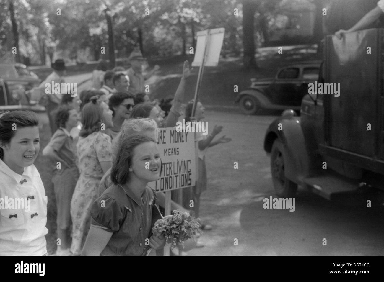 CIO pickets jeering at workers entering a mill in Greensboro, Georgia. May 1941. Photo by Jack Delano. (BSLOC 2013 6 120) Stock Photo