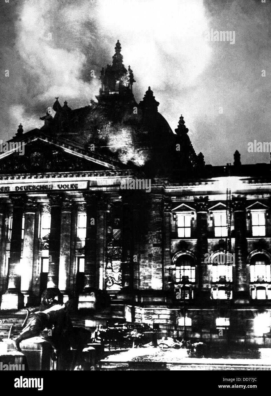 The burning Reichstag in February 27, 1933. The fire broke out simultaneously in 20 places, enabling Hitler to seize power Stock Photo