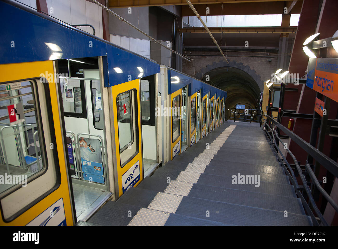 Funicular railway naples hi-res stock photography and images - Alamy