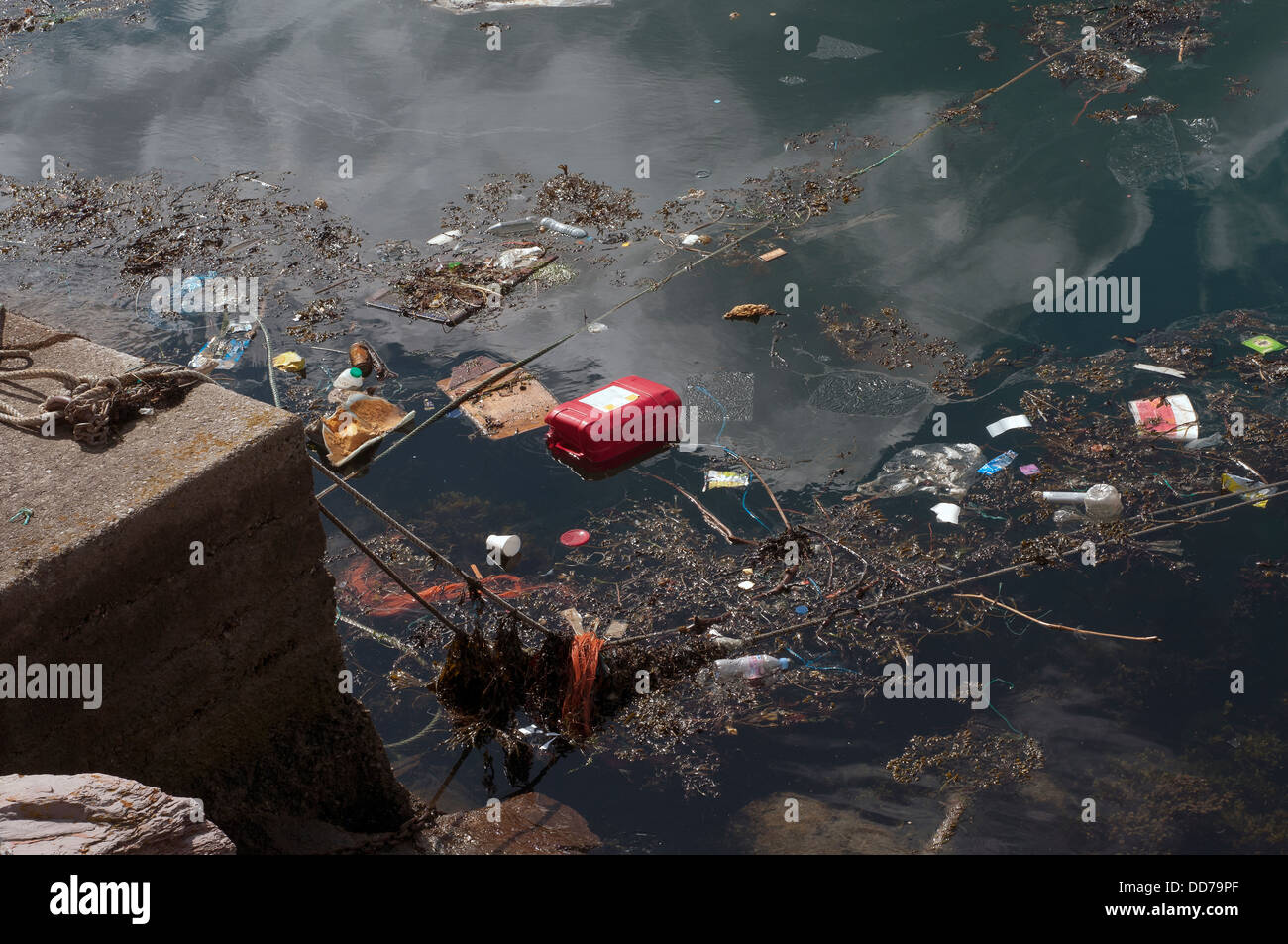 Garbage patch,r,'Great Pacific Garbage Patch, 'Eastern Garbage Patch' Rubbish discarded at sea and washed ashore,Marine debris,chemical sludge Stock Photo
