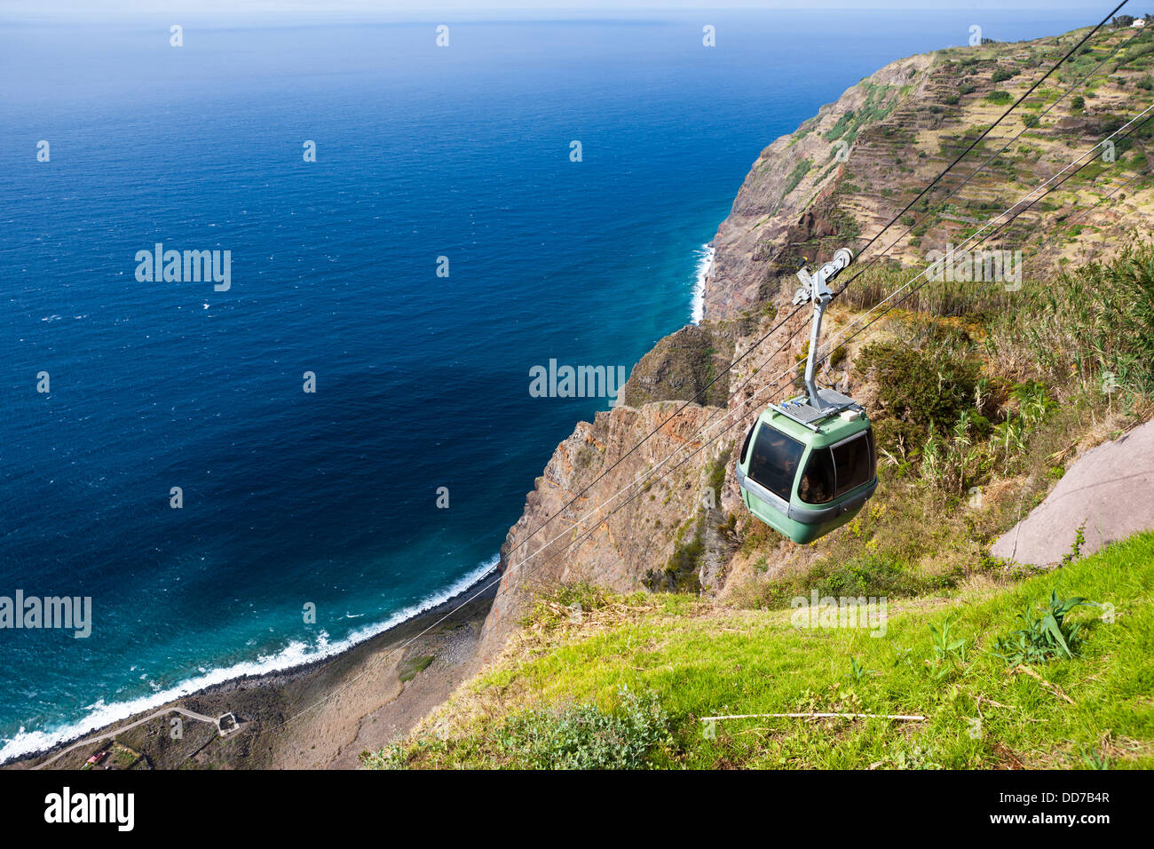 Portugal, Cable car station on cliffs of Santa Maria Madalena Stock Photo