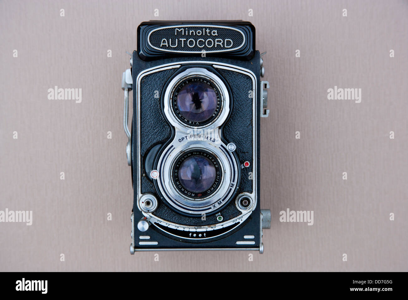 minolta autocord camera Stock Photo - Alamy