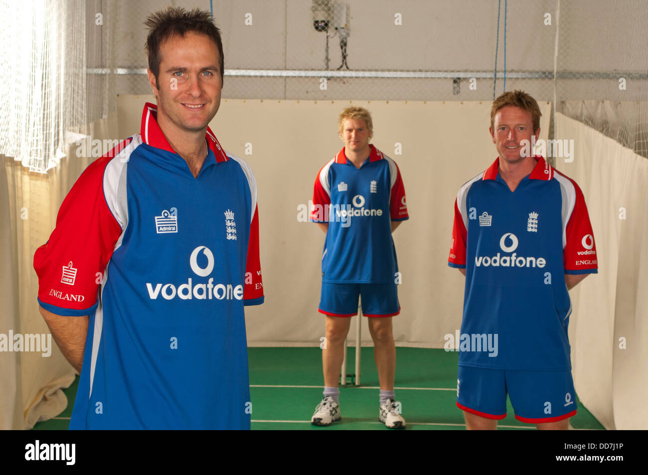 England cricketers Michael Vaughan, Matthew Hoggard and Paul Collingwood in Admiral cricket kit Stock Photo