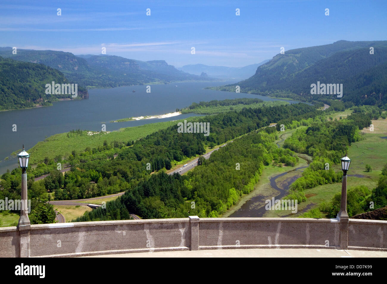 View of the Columbia River Gorge from a vista point east of Portland, Oregon, USA. Stock Photo
