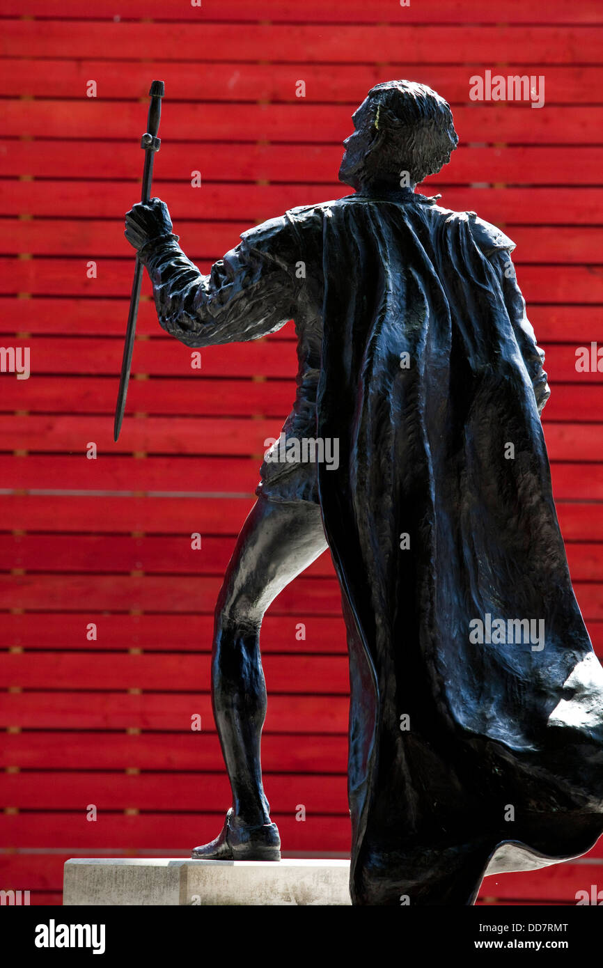 The Laurence Olivier Statue Outside The National Theatre, London, England Stock Photo