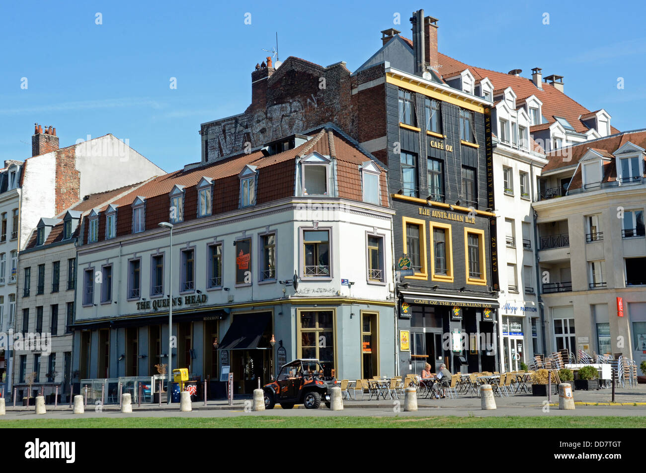 The Australian Bar and Queen's Head, Lille, Nord, France Stock Photo - Alamy