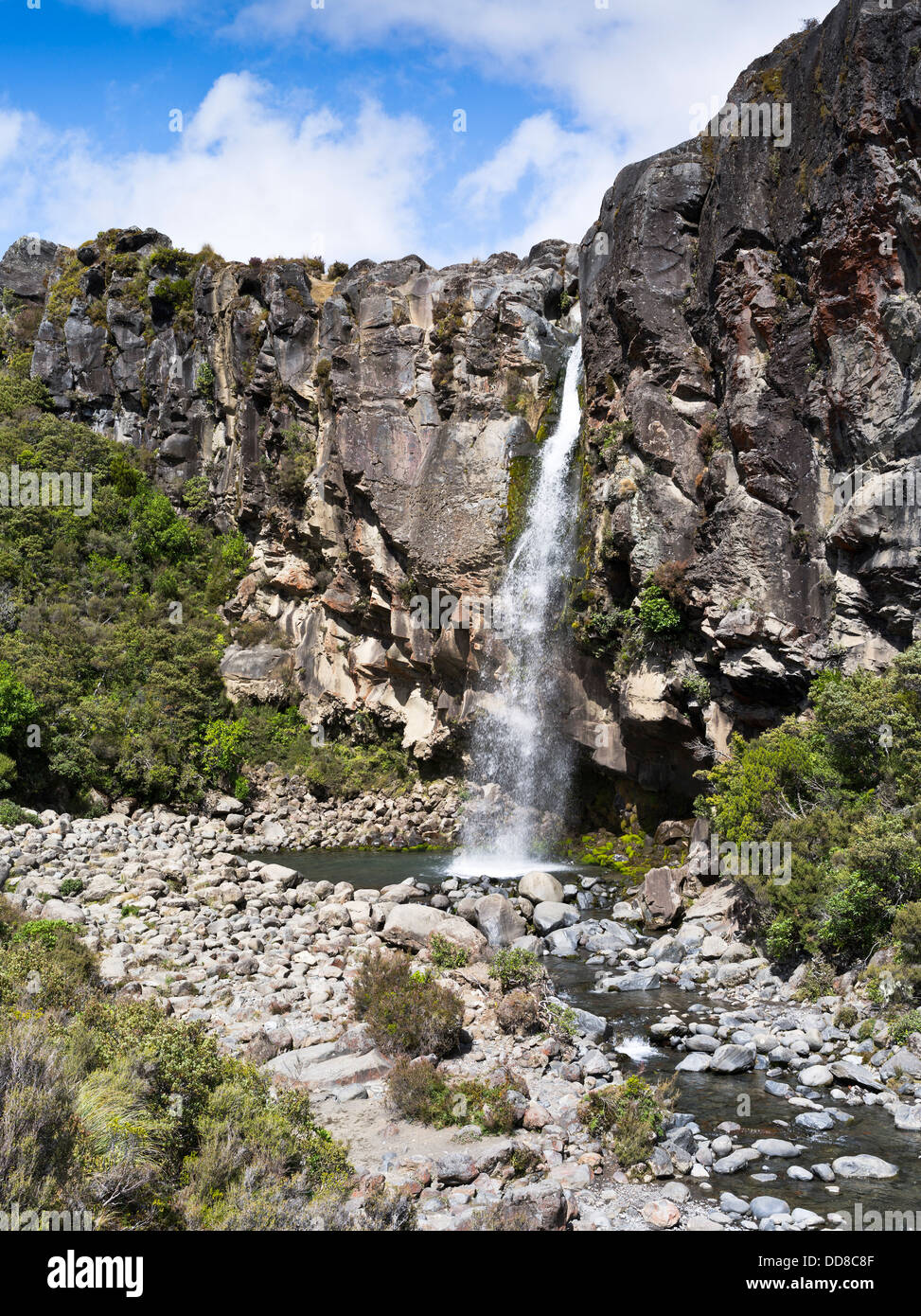 dh Tongariro national park TARANAKI FALLS NEW ZEALAND Wairere stream waterfall Stock Photo