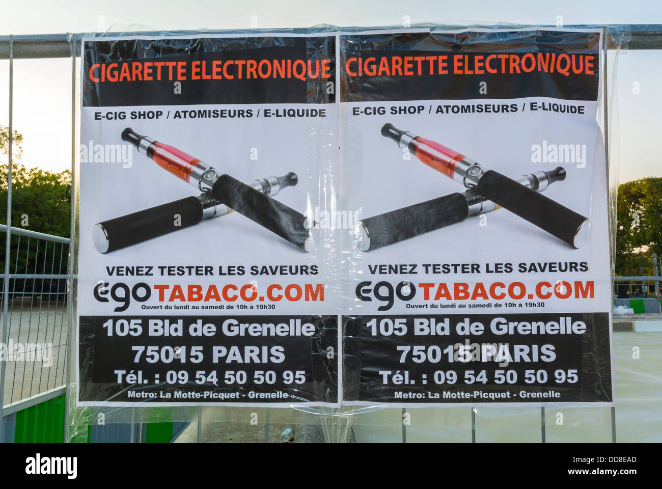 Paris, France, French Advertising Poster, Outside, for Electronic Cigarette, Vaping Stock Photo