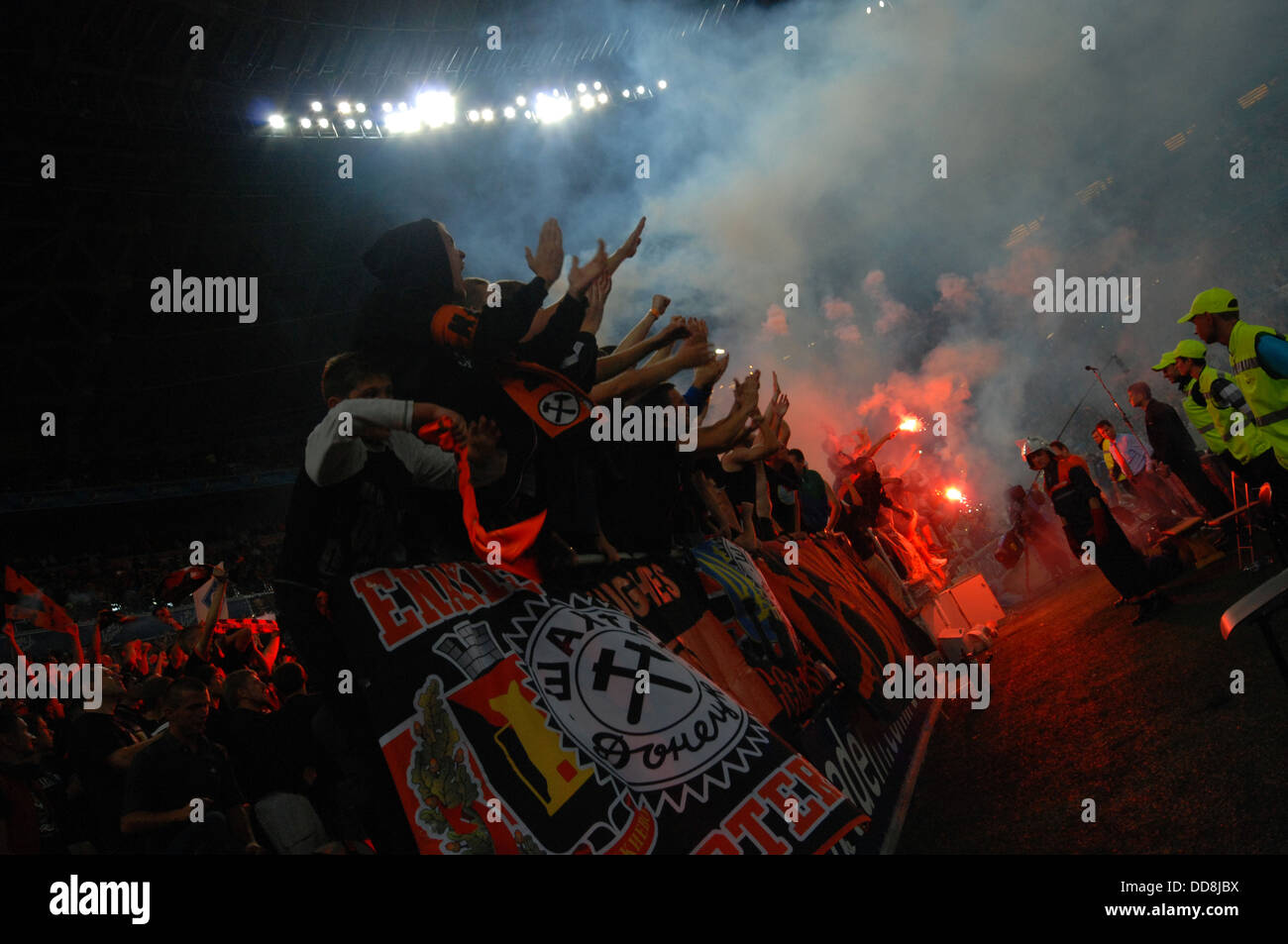 Fans burns fires Stock Photo Alamy