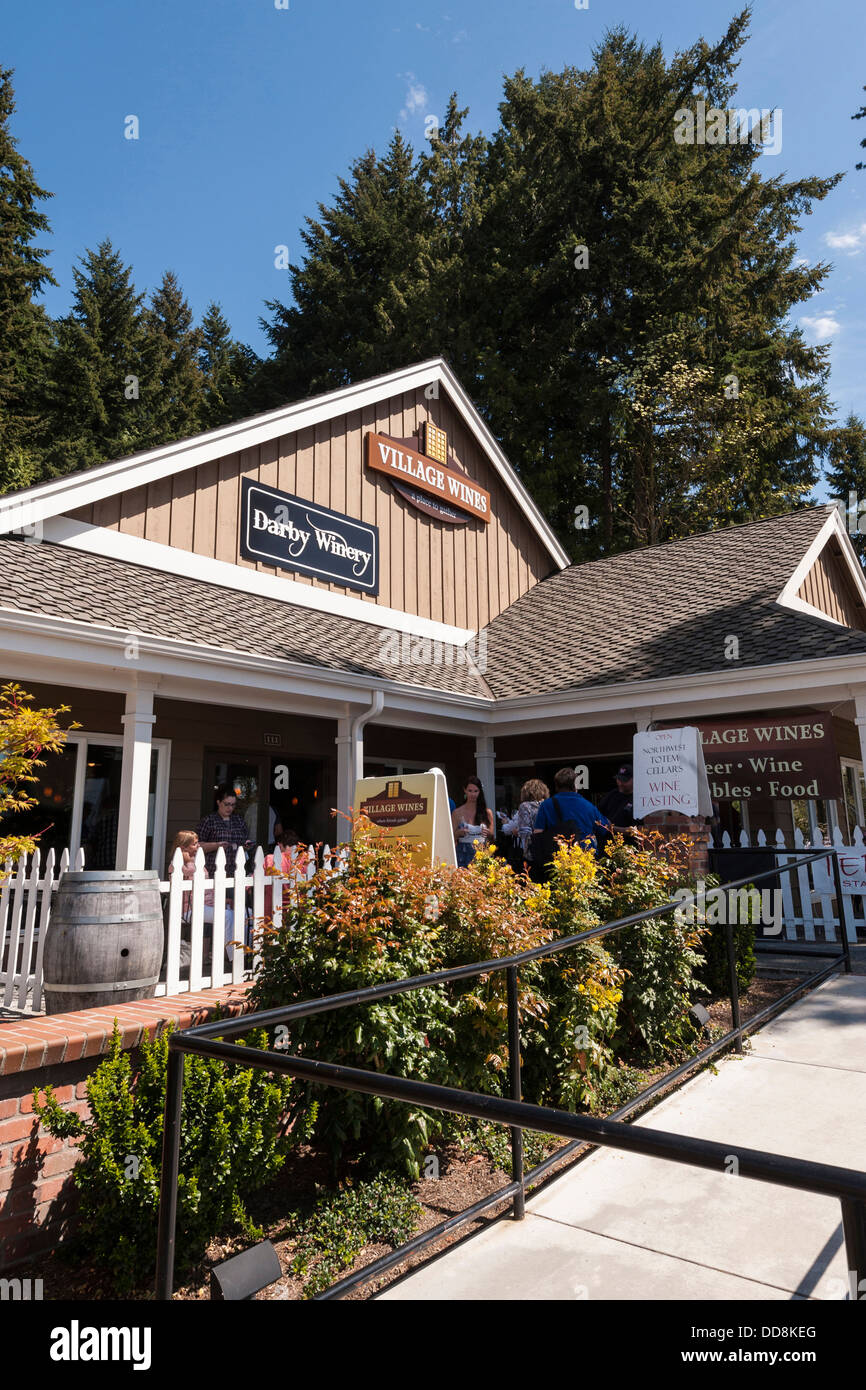 USA, Washington, Woodinville. Passport Woodinville showcases nearly 100 wineries Stock Photo Alamy