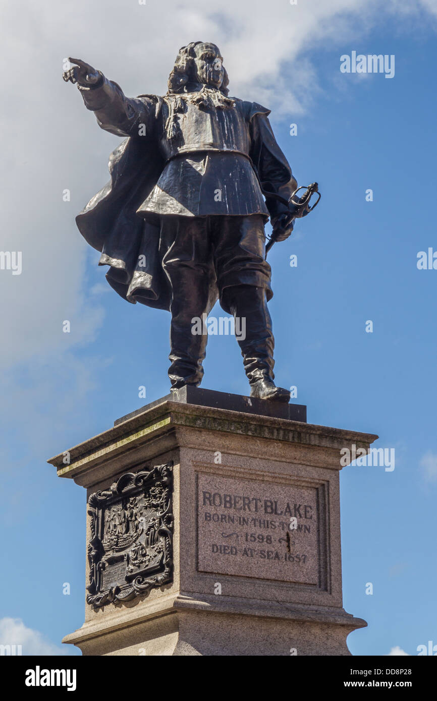 England Somerset, Bridgwater, Robert Blake statue Stock Photo