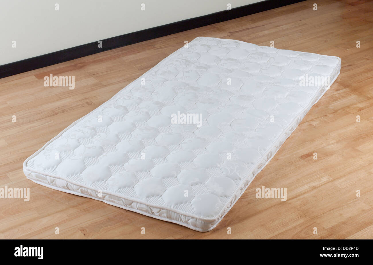 Thin mattress single bed hi-res stock photography and images - Alamy