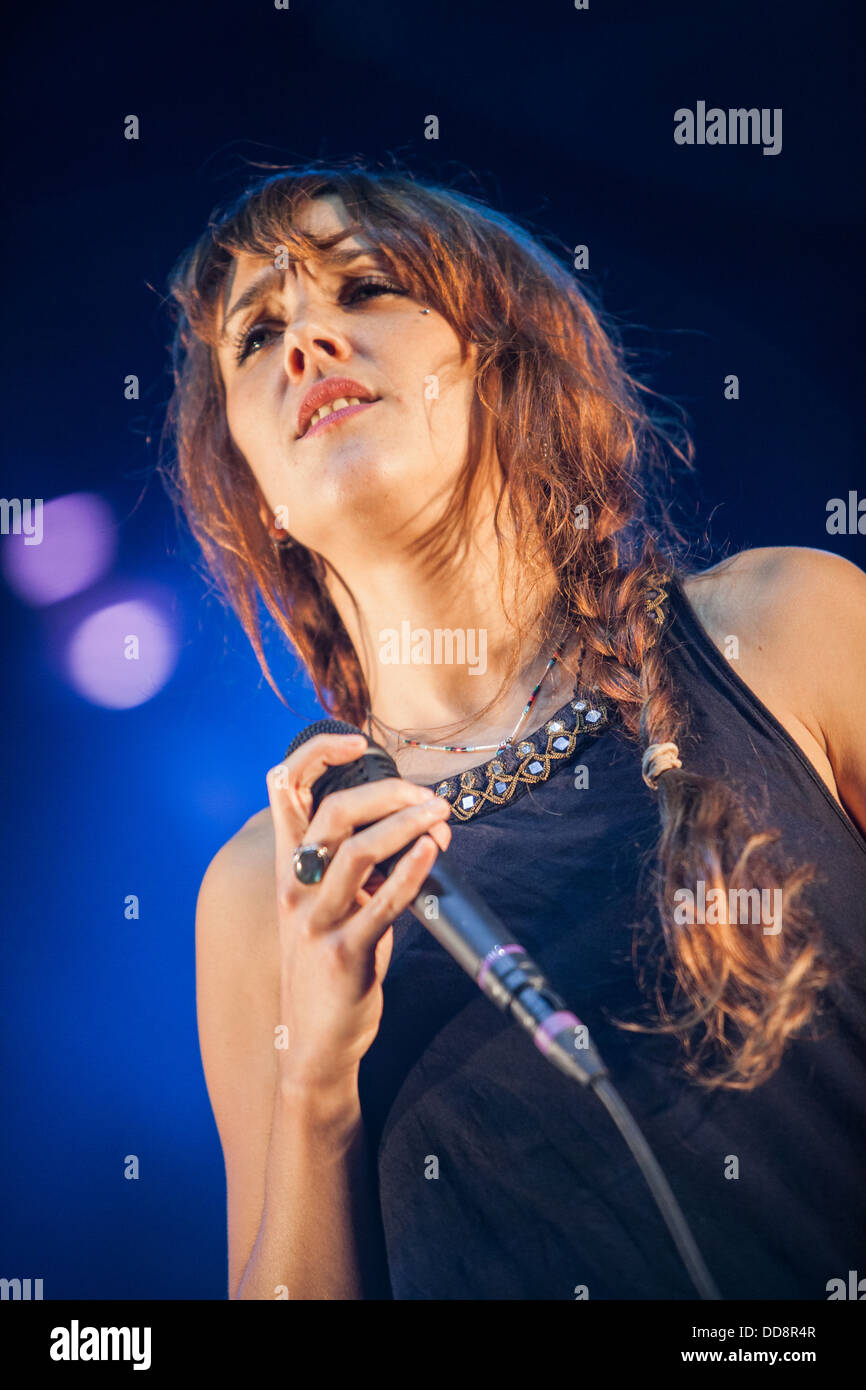 Zaz hi-res stock photography and images - Alamy