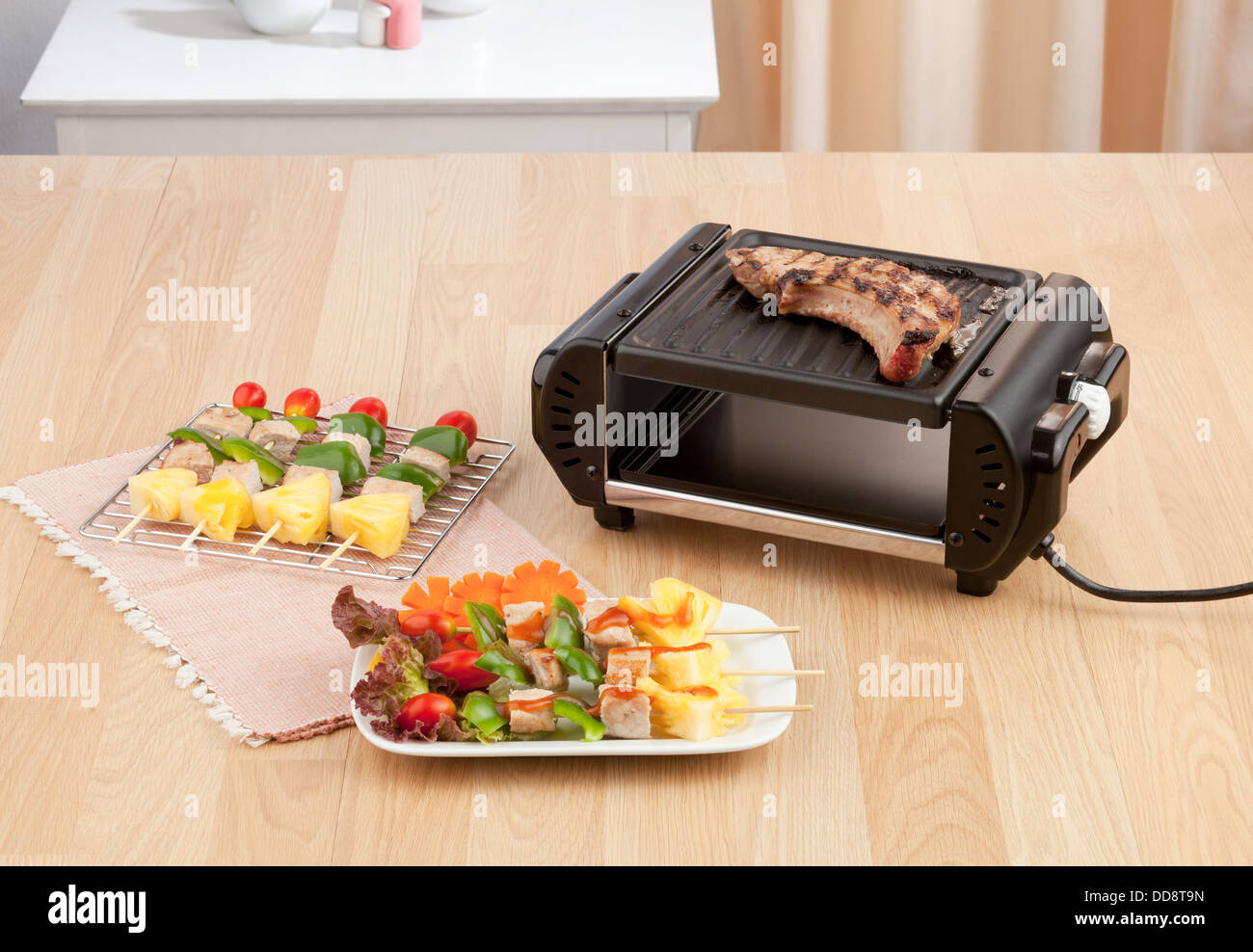 electric grill stove for your barbecue or steak Stock Photo Alamy