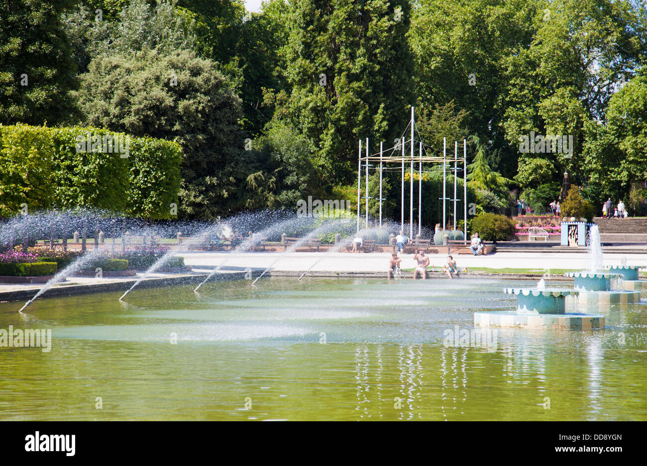 Battersea Park Fountains London UK Stock Photo Alamy