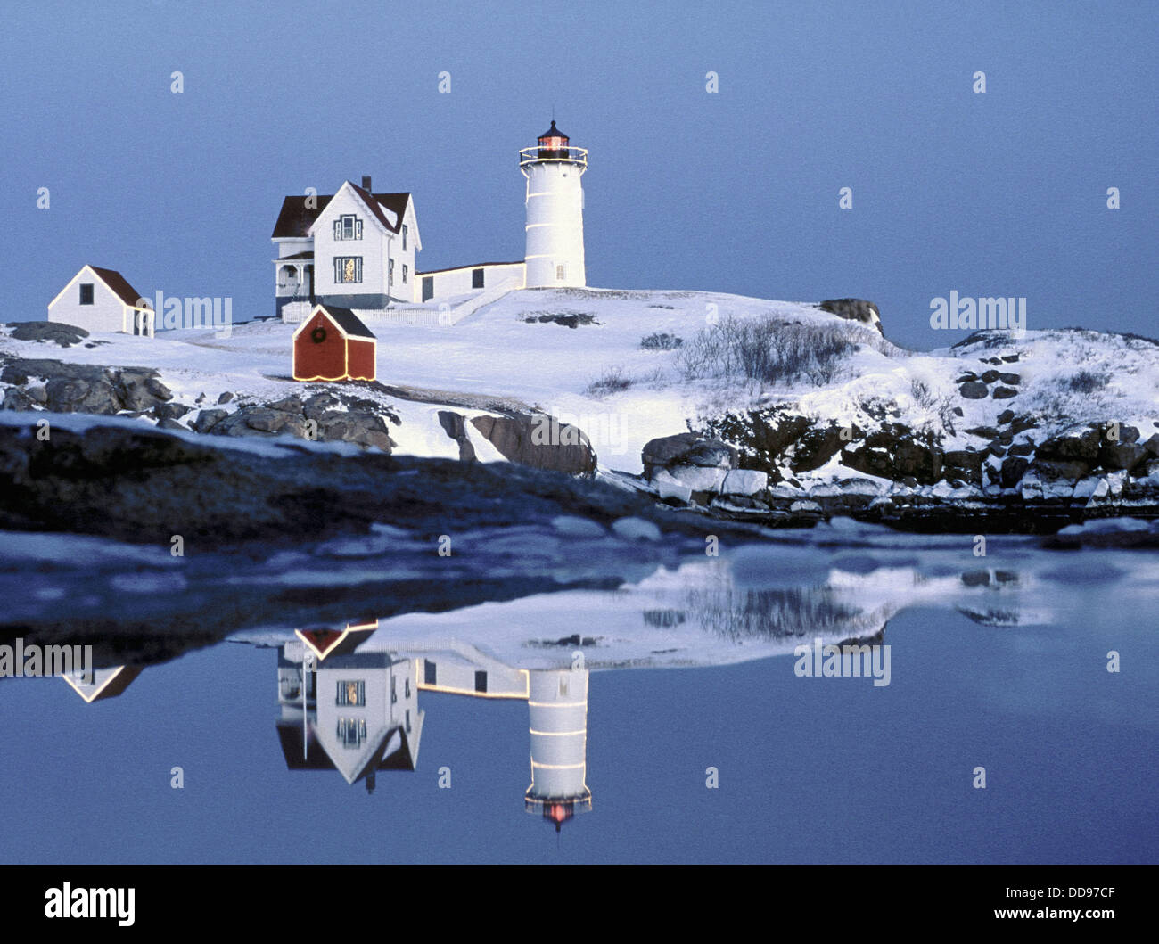 christmas lighthouses