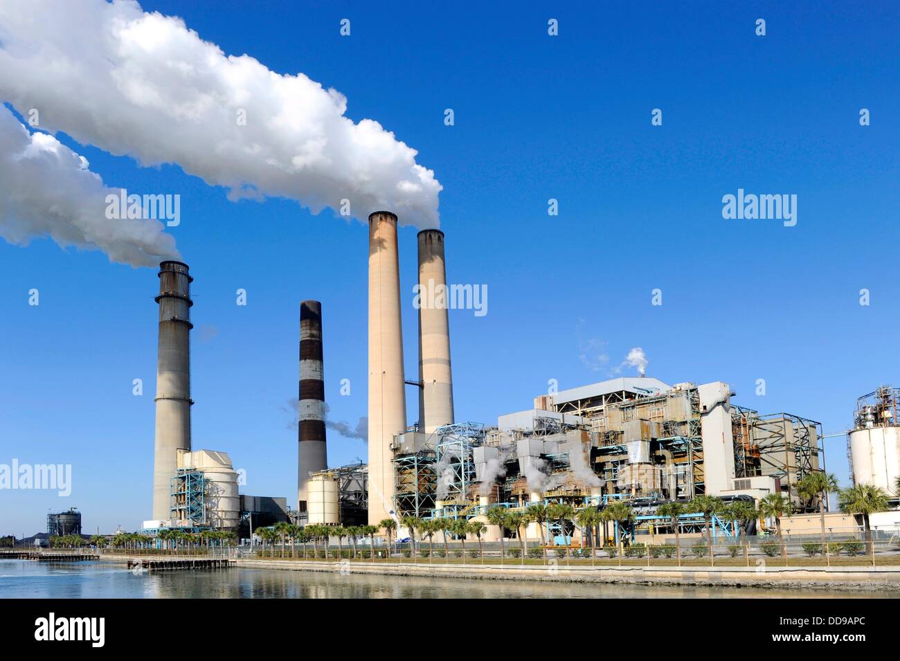 Tampa Electric Company coal fired electrical power plant, Florida Stock