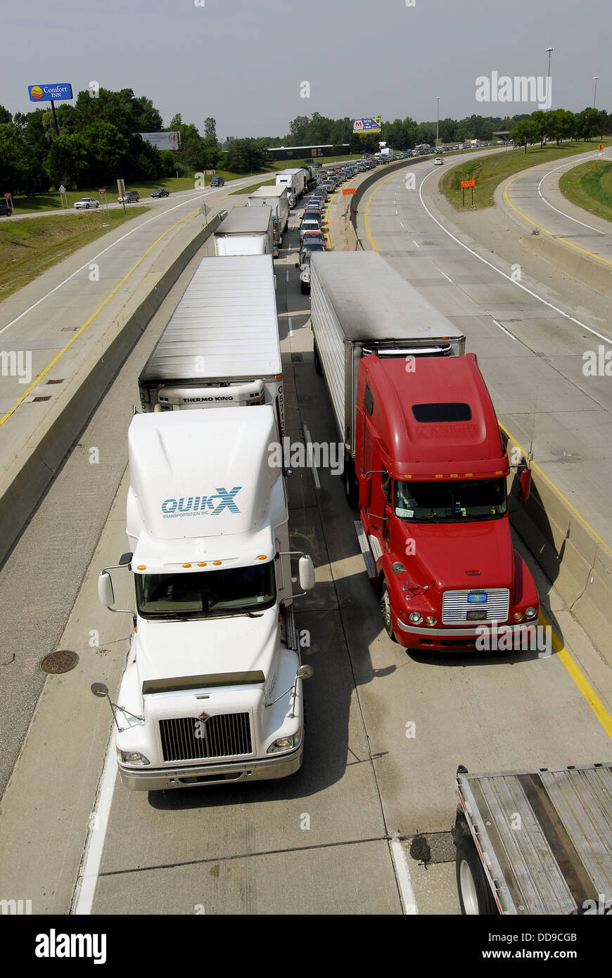 International border traffic jams are a common occurance at the Port