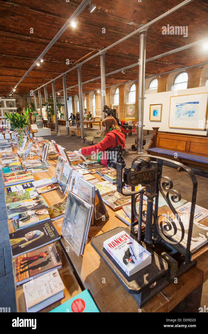 England, West Yorkshire, Bradford, Saltaire, Salts Mill, Salts Book and