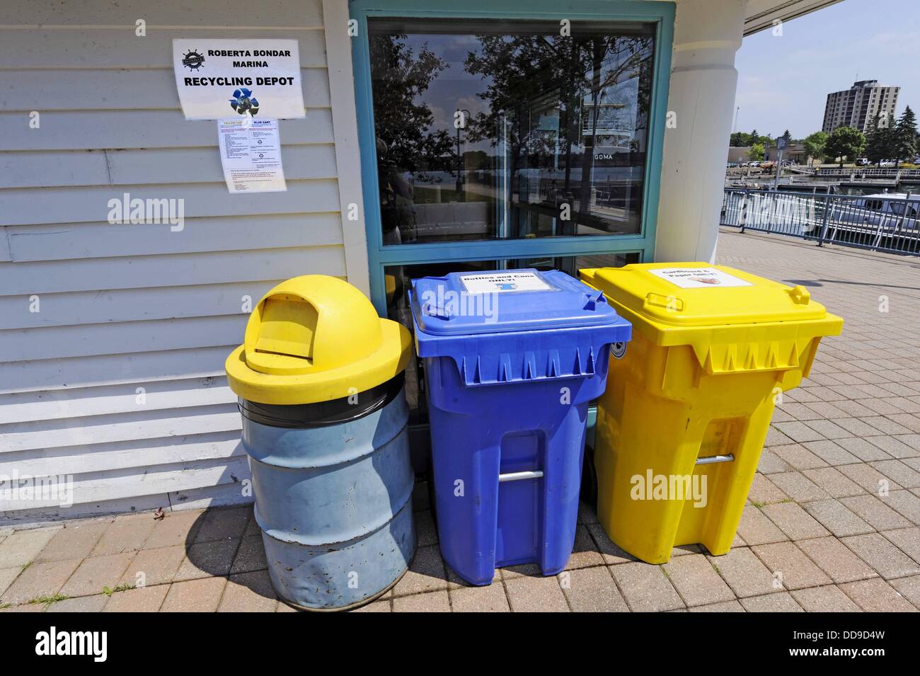 Recycling bins in Ontario Park Canada Stock Photo Alamy