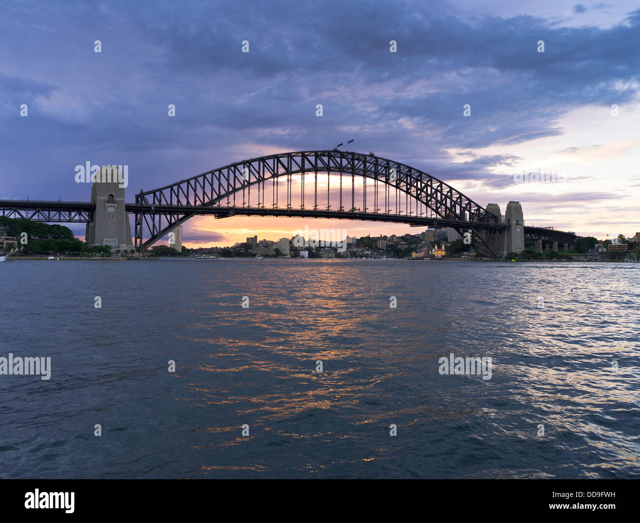 dh Sydney Harbour SYDNEY AUSTRALIA Sydney Harbour bridge sunset evening light dusk Stock Photo