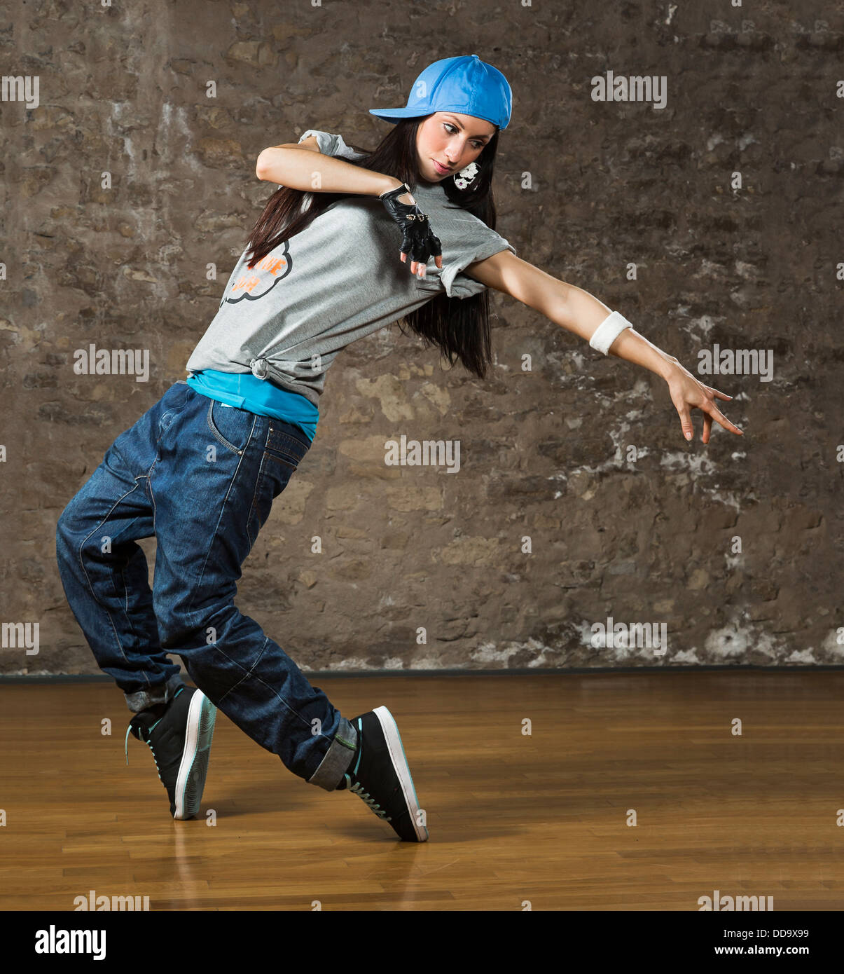 Young woman hip hop dancers dancing Stock Photo