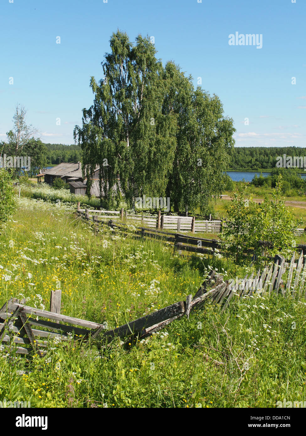 fence in the countryside Stock Photo - Alamy
