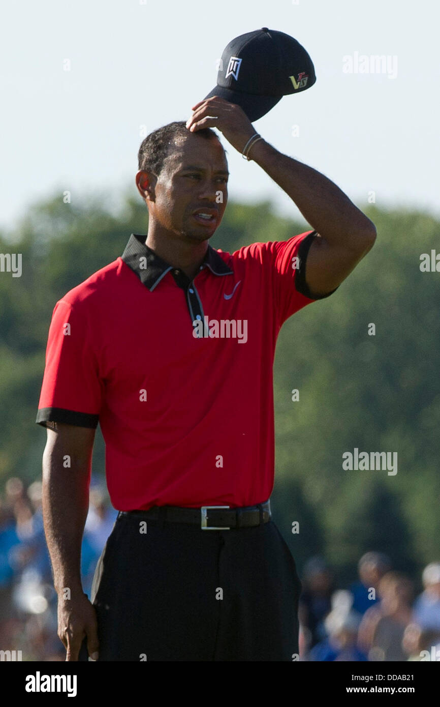 Tiger woods hat best sale lids