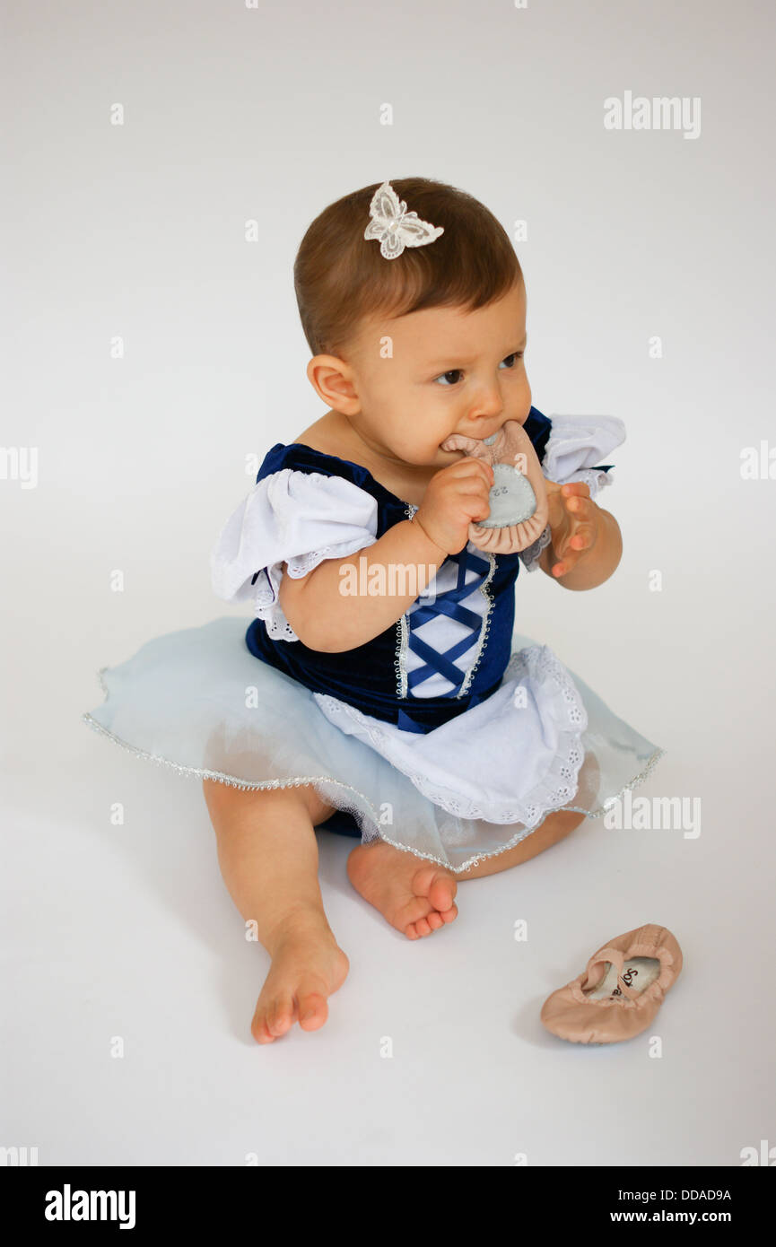 Baby ballet hi res stock photography and images Alamy