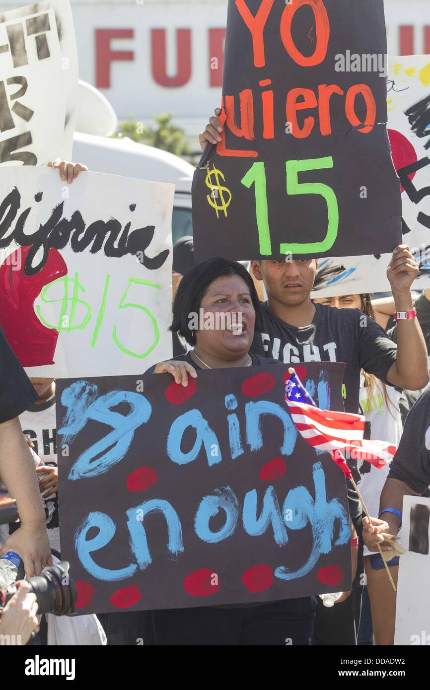 Los Angeles, California, USA. 29th Aug, 2013. Fast food workers and