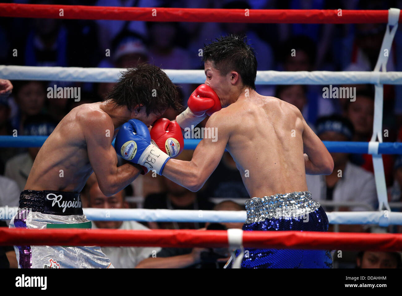 Kanagawa, Japan. 25th Aug, 2013. (L to R) Ryoichi Taguchi, Naoya Inoue ...