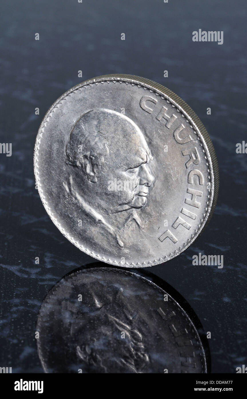 Winston Churchill Commemorative Crown (1965), England, UK, Western