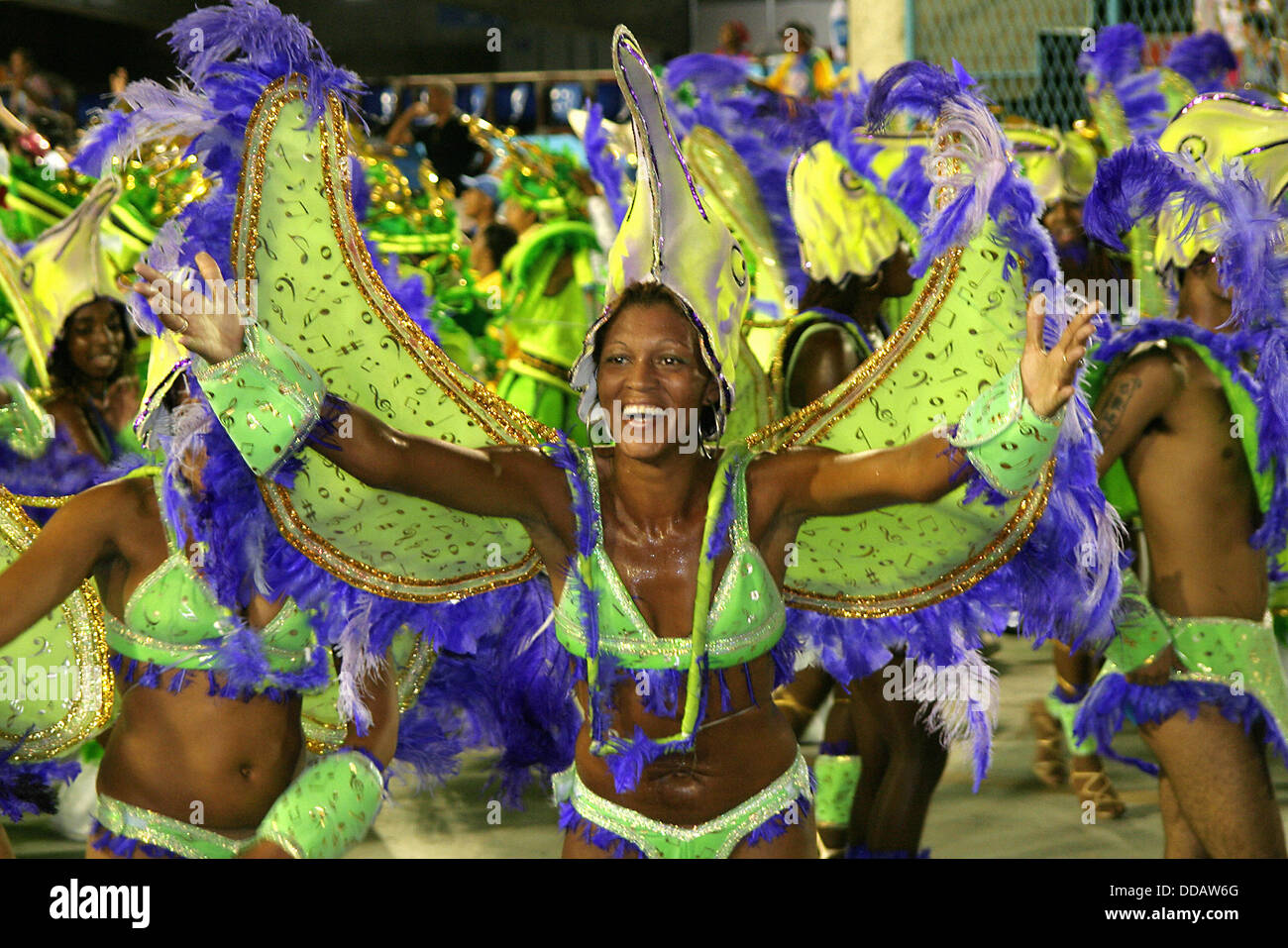Rio Carnival Dancer High Resolution Stock Photography and Images - Alamy