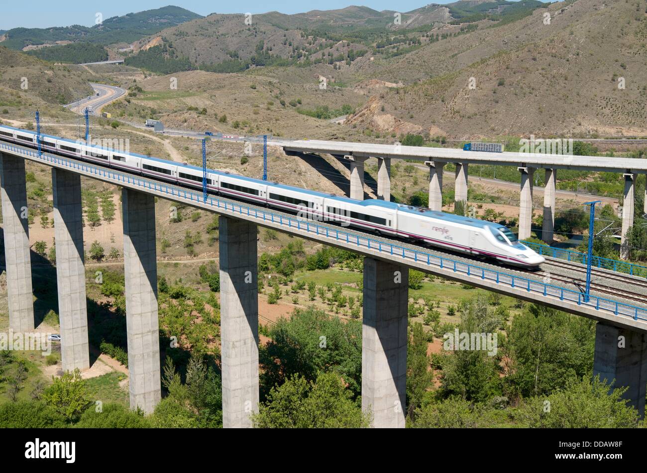 Ave train spain barcelona to madrid hi-res stock photography and images ...