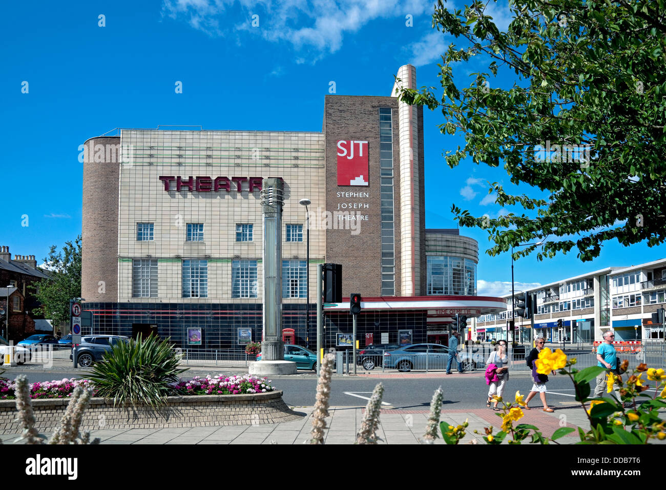 Stephen Joseph Theatre (first theatre in the round in Britain) in summer Westborough Scarborough North Yorkshire England UK Stock Photo